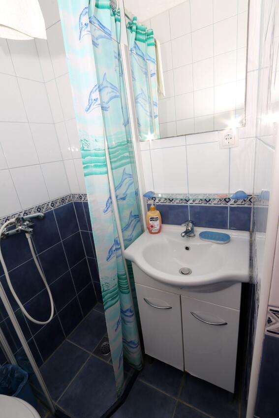 AS-3589-k - Private accommodation - Apartments by the sea Sućuraj, Hvar