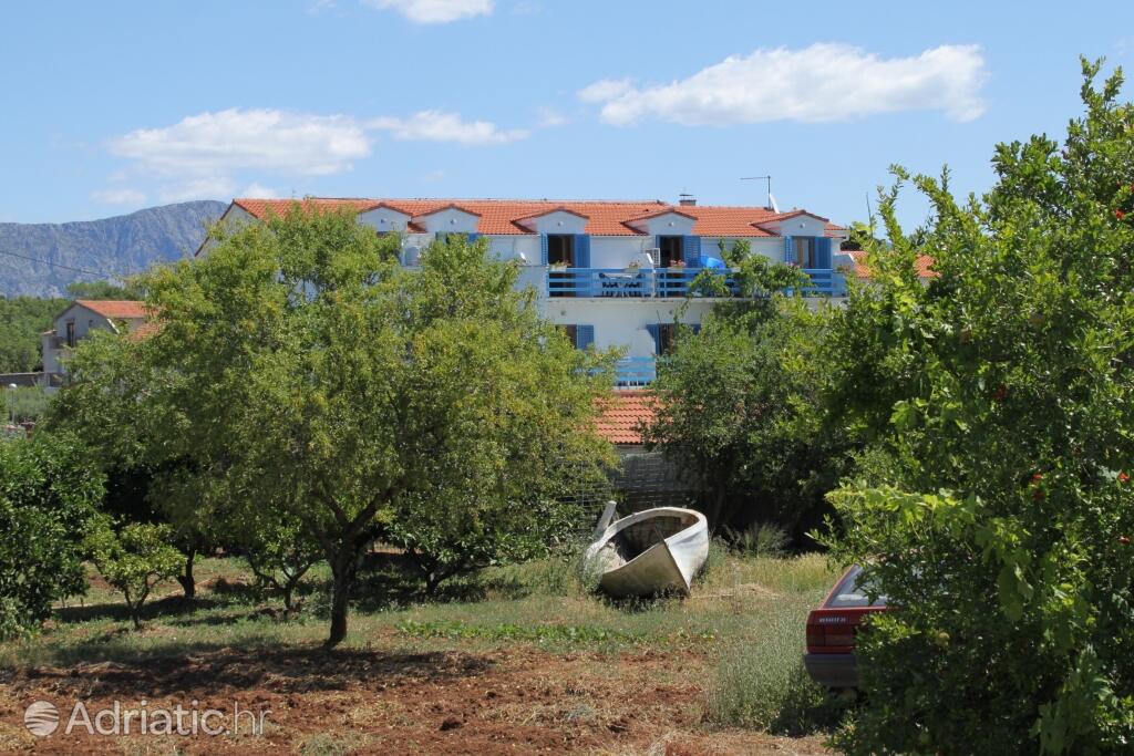 Property - Apartments by the sea Sućuraj, Hvar