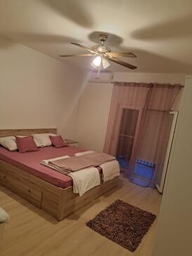 Apartmanok a tenger mellett Turanj, Biograd - 364