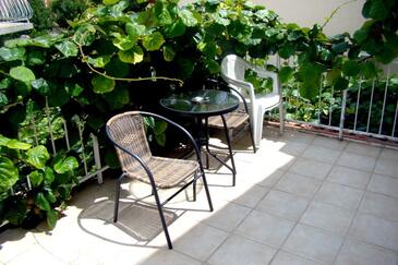 Apartments with parking space Biograd na Moru, Biograd - 366