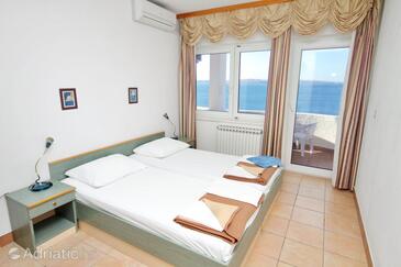 Ferienwohnungen am Meer Rtina - Miletici, Zadar - 3752