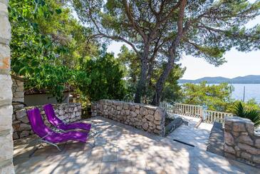 Dvosobna kuća Lavdara, Dugi otok (K-396)