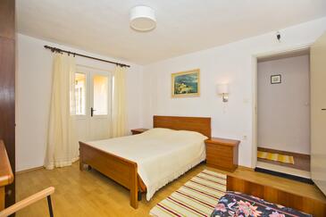 Seaside secluded apartments Cove Tvrdni Dolac, Hvar - 4008