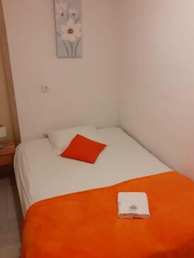 Apartmány pri mori Jelsa, Hvar - 4017