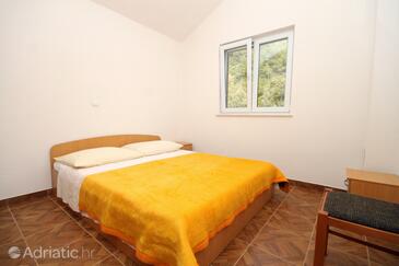 Robinzonski apartmani uz more Uvala Skozanje, Hvar - 4024