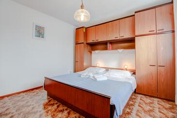Apartmanok a tenger mellett Vrboska, Hvar - 4025