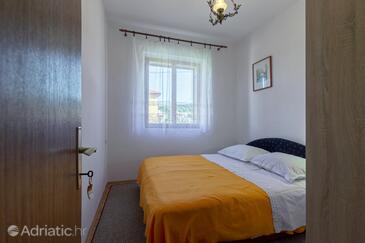 Apartmaji in sobe s parkingom Jelsa, Hvar - 4028