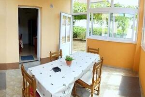 2-Zimmer-Ferienwohnung Jelsa 2-Zimmer-Ferienwohnung Jelsa, Hvar (A-4028-b)