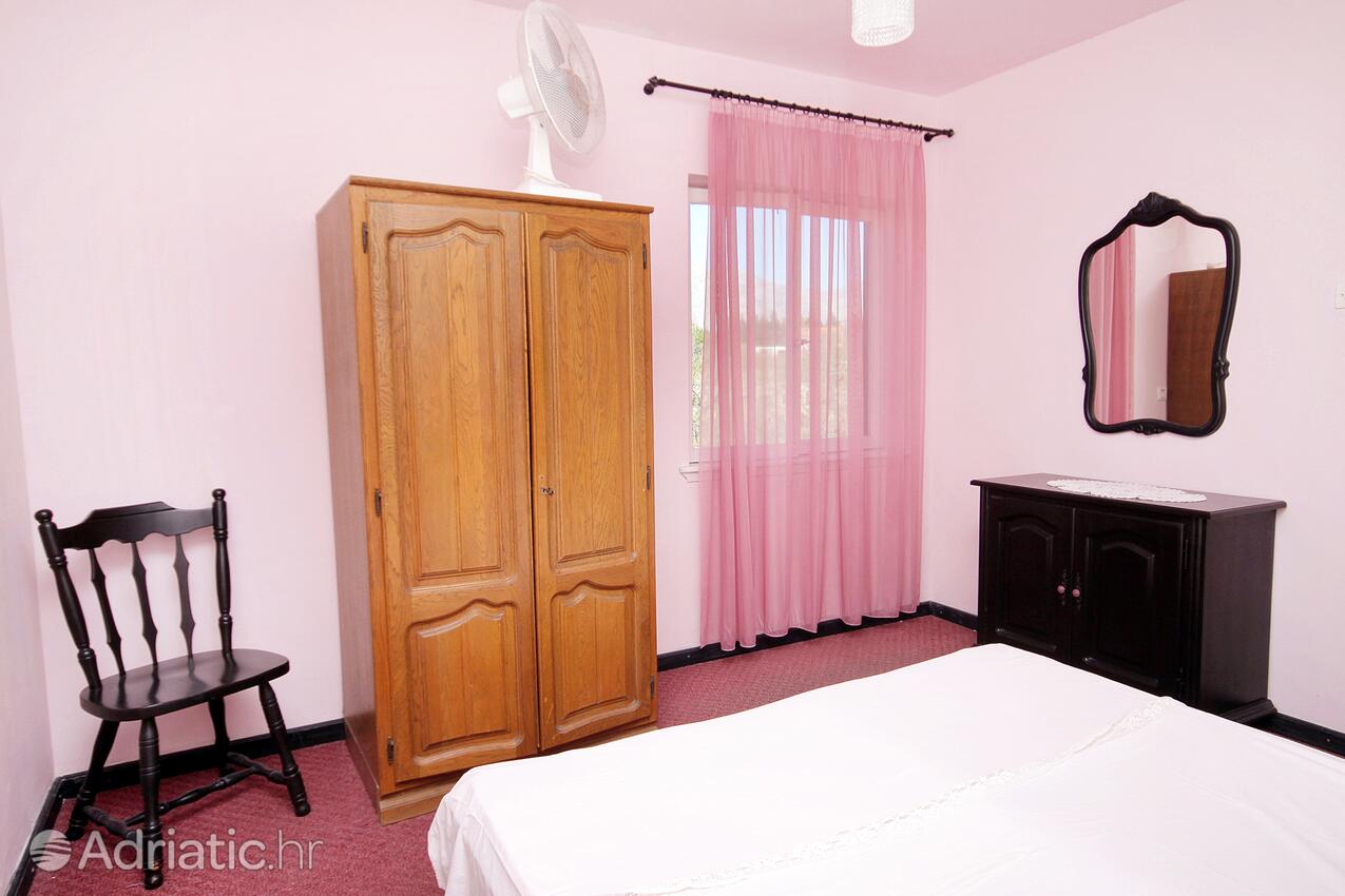 A-4029-e - Privátní ubytování - Apartmány a pokoje u moře Sućuraj, Hvar