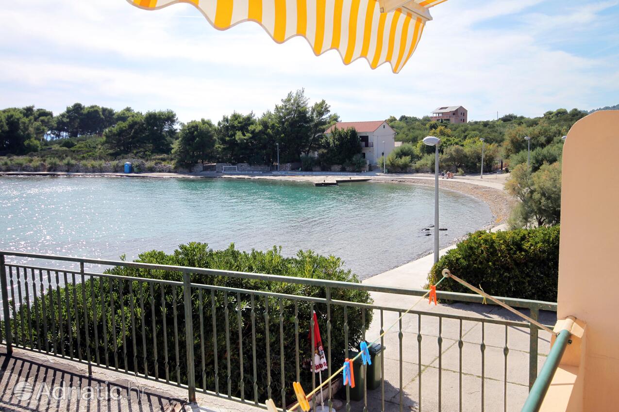 A-4029-e - Privátní ubytování - Apartmány a pokoje u moře Sućuraj, Hvar