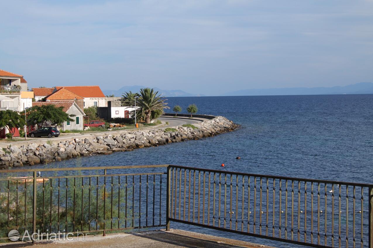 A-4029-f - Privátní ubytování - Apartmány a pokoje u moře Sućuraj, Hvar