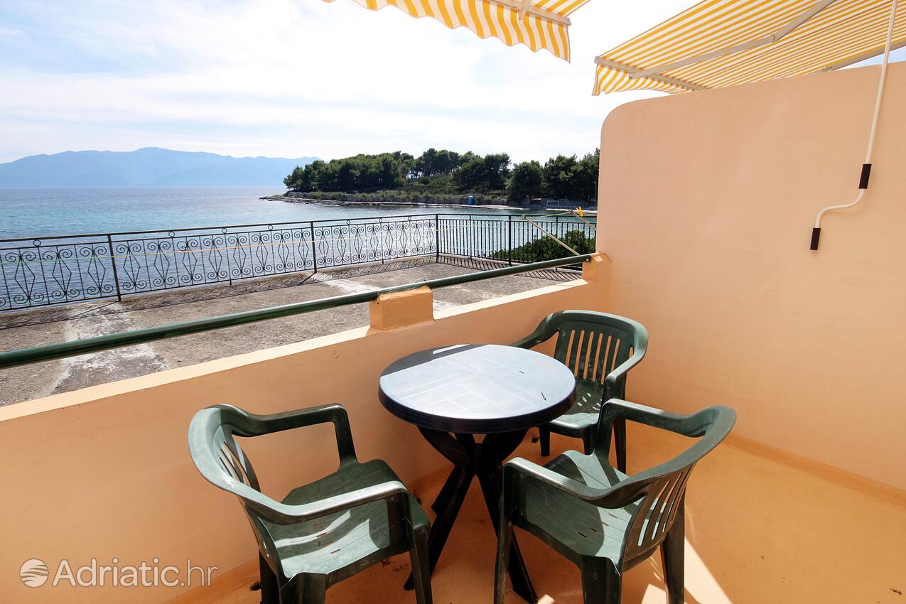S-4029-a - Privátní ubytování - Apartmány a pokoje u moře Sućuraj, Hvar