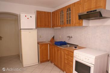 Apartmanok parkolóhellyel Jelsa, Hvar - 4040