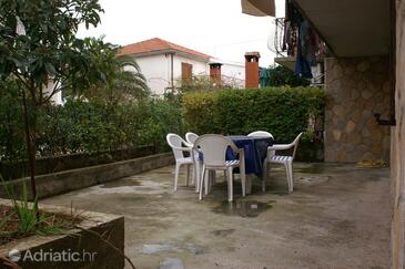 Apartmanok parkolóhellyel Jelsa, Hvar - 4040