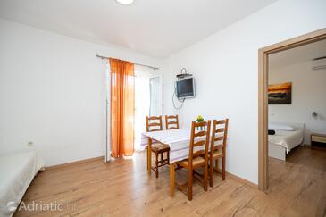 Appartements et chambres près de la mer Jakisnica, Pag - 4053