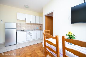 Appartamenti e camere accanto al mare Jakisnica, Pago - Pag - 4053
