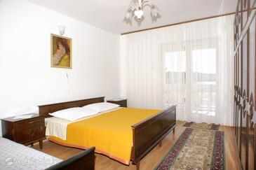 Apartmani uz more Stara Novalja, Pag - 4055