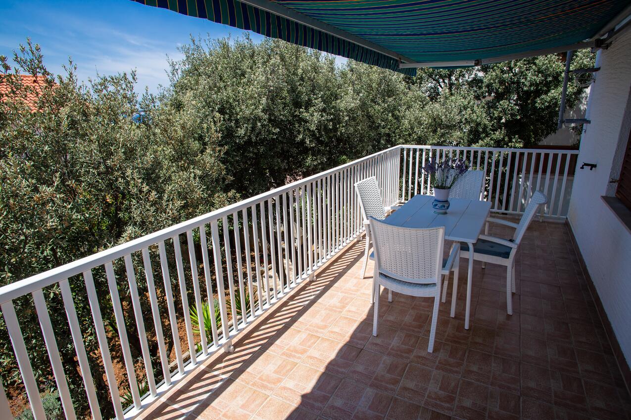 Apartmaji s parkingom Mandre, Pag - 4059