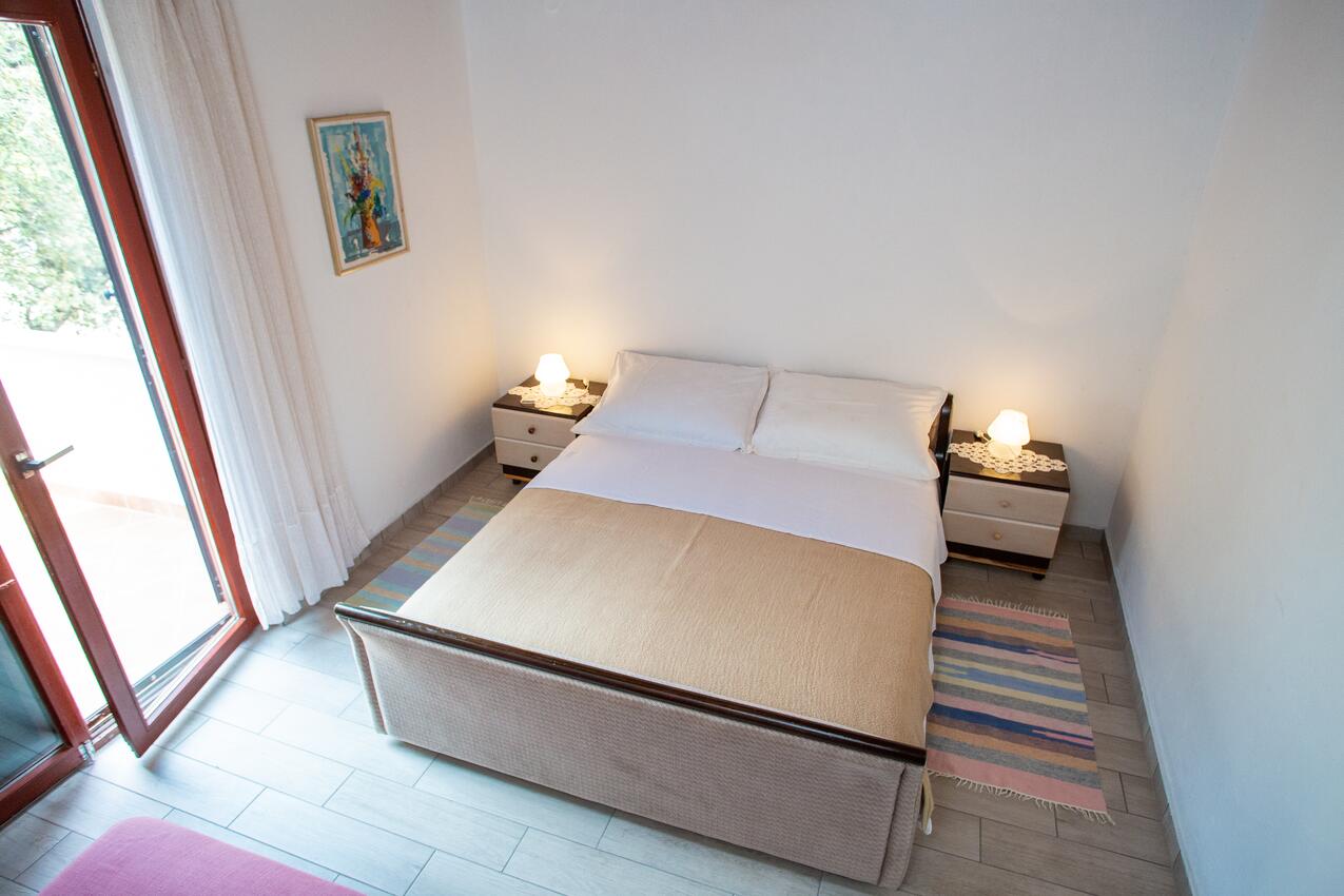 Apartmány s parkoviskom Mandre, Pag - 4059