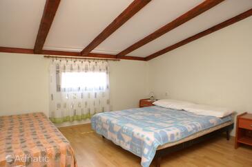 Apartments and rooms by the sea Zubovići, Pag - 4065