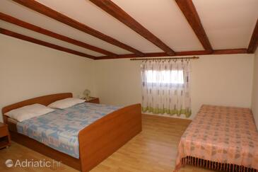 Apartments and rooms by the sea Zubovići, Pag - 4065