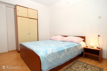 Apartmaji ob morju Zubovići, Pag - 4070