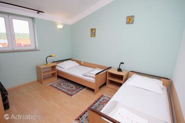 Appartements et chambres avec parking Njivice, Krk - 408