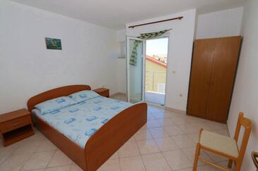 Apartments by the sea Kustići, Pag - 4086