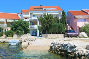 Apartmani uz more Kustići, Pag - 4086