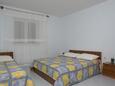 Dormitor Kustići, Dormitor în unitate de cazare tip apartment, aer condiționat disponibil, animale de companie sunt acceptate şi WiFi.