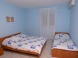 Schlafzimmer Kustići, Schlafzimmer in folgender Unterkunftsart apartment, Klimaanlage vorhanden, Haustiere erlaubt und WiFi.