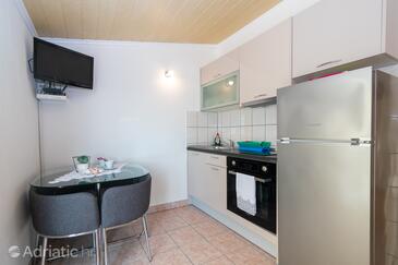 Апартаменти біля моря Мандре - Mandre, Паг - Pag - 4093