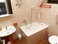 Stara Novalja, Bagno nell'alloggi del tipo apartment, WiFi.