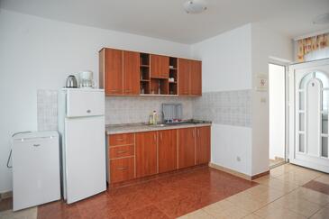 Apartmani s bazenom Caska (Pag) - 4109