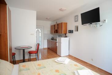Eetkamer Caska, Eetkamer in accommodatietype studio-apartment, WiFi.