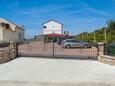 Parkeerplaats Caska, Pag, Parkeerplaats 4109 - Appartementen met een kiezelstrand.