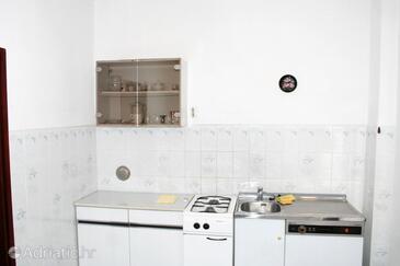 Apartments with parking space Pag - 4112