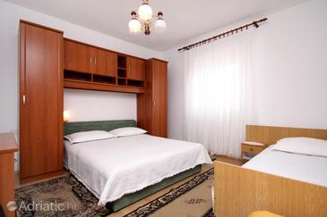 Apartmány s parkoviskom Metajna, Pag - 4116