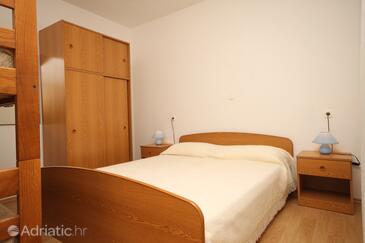 Apartmány a pokoje s parkovištěm  Metajna, Pag - 4120