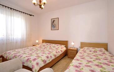 Apartmány s parkovištěm Metajna, Pag - 4126