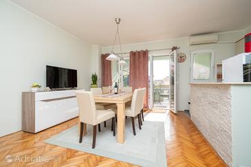 Apartmanok parkolóhellyel Novalja, Pag - 4128
