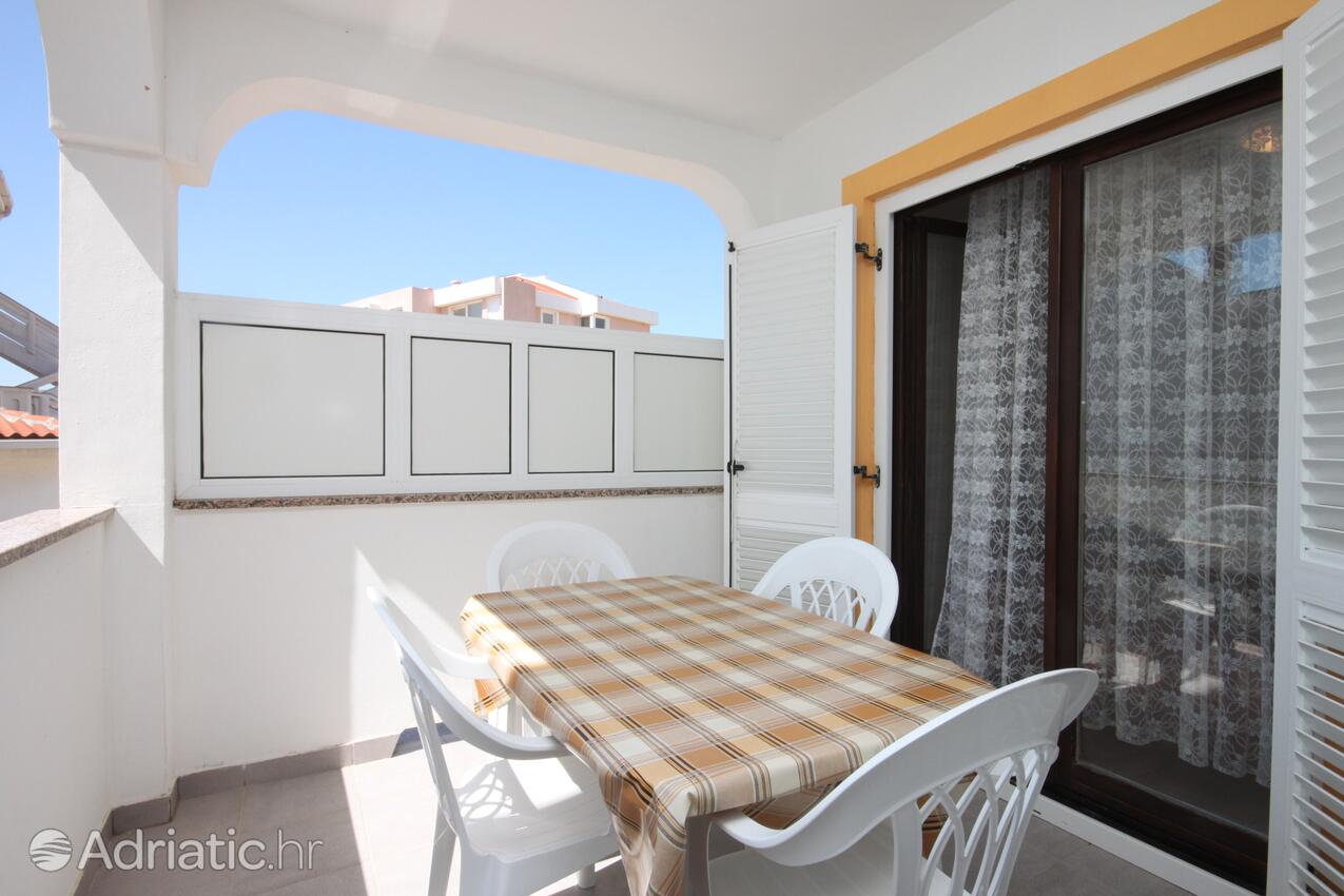 Apartmani uz more Kustići, Pag - 4129