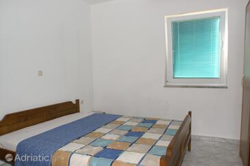 Апартаменти біля моря Зубовічі - Zubovići, Паг - Pag - 4130