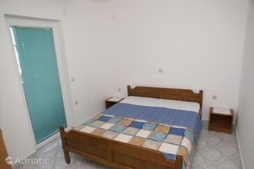 Apartamentos junto al mar Zubovici, Pag - 4130