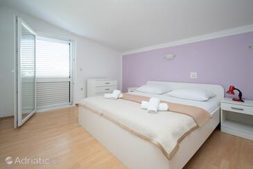 Apartmaji ob morju Zubovići, Pag - 4141