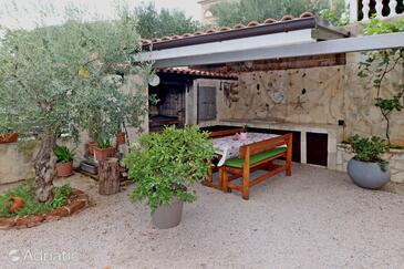 Apartmani s parkingom Kornić, Krk - 415