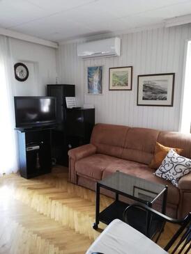 Apartments with parking space Kornić, Krk - 416