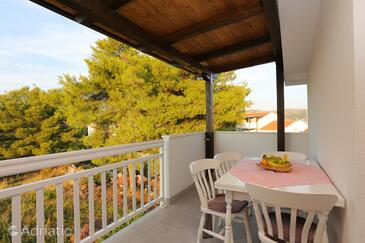 Apartments by the sea Rogoznica - 4162