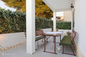 Apartments by the sea Rogoznica - 4162