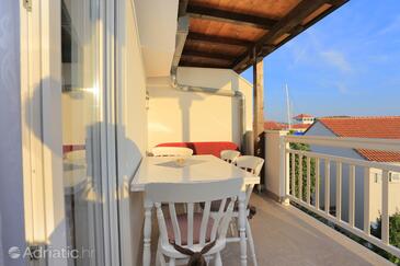 Apartments by the sea Rogoznica - 4162